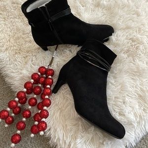 Woman Black Suede Boot “Nadine”